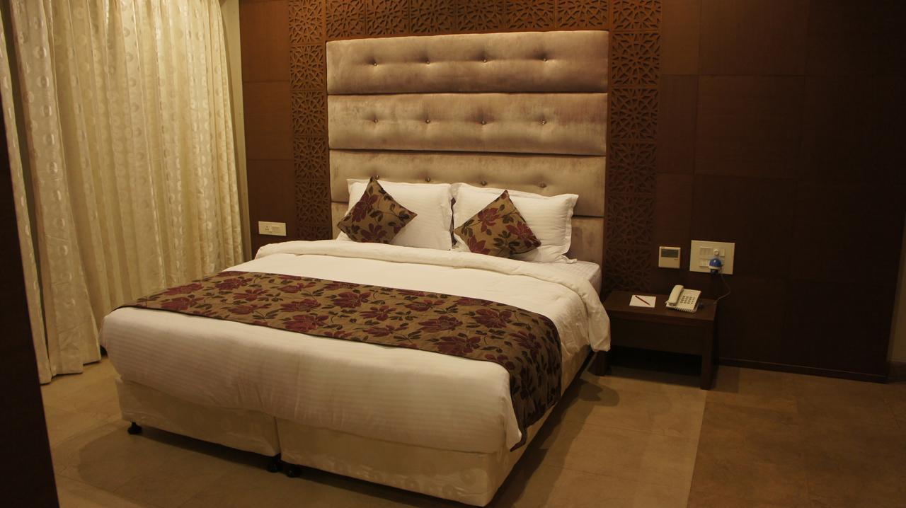 Hotel Ashish International Bhilai Екстер'єр фото